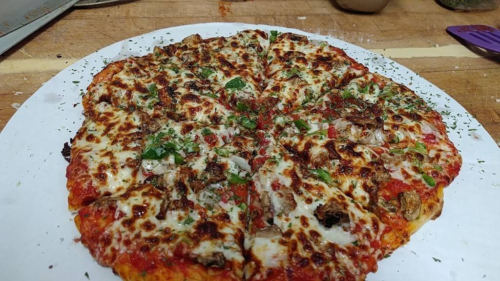 Goldies Pizza & Slots | restaurant | 4722 W Farmington Rd, Peoria, IL 61604, USA | 3097132173 OR +1 309-713-2173