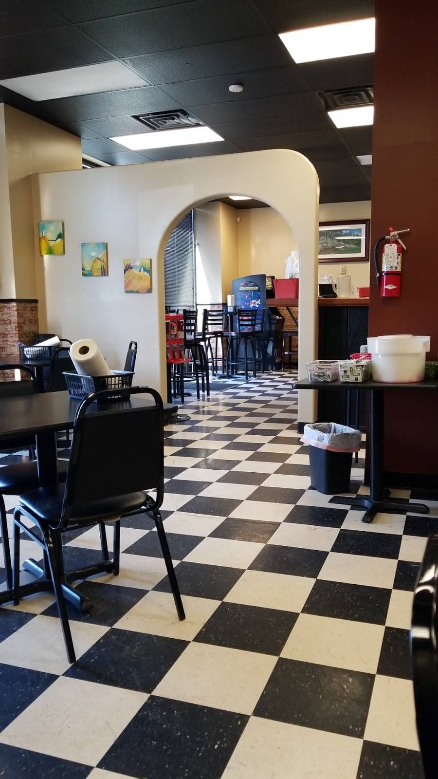 Isabellas Pizza Pub | restaurant | 5315 A Liberty Rd, Greensboro, NC 27406, USA | 3366740060 OR +1 336-674-0060