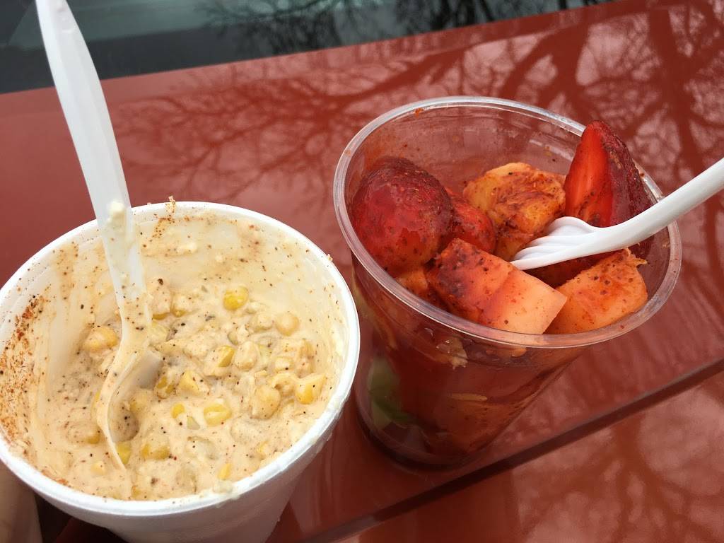 La Tapatia Paleteria Y Fruteria | meal takeaway | 1000 E Abram St, Arlington, TX 76010, USA | 6823306040 OR +1 682-330-6040