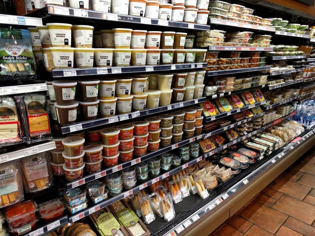 Market Common Clarendon | shopping mall | 2800 Clarendon Blvd, Arlington, VA 22201, USA | 7034424300 OR +1 703-442-4300