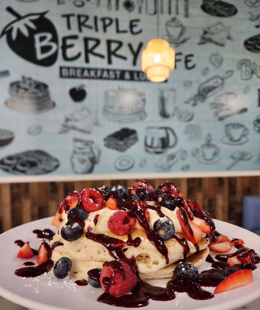 Triple Berry Café | restaurant | 2506 N Randall Rd, Elgin, IL 60124, USA | 2244578311 OR +1 224-457-8311