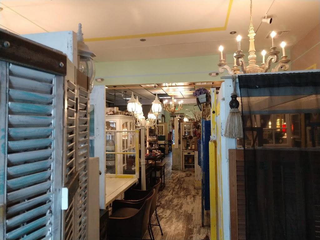 Creperie Le Terrace | restaurant | 1102 S Western Ave, Los Angeles, CA 90006, USA | 3237665315 OR +1 323-766-5315