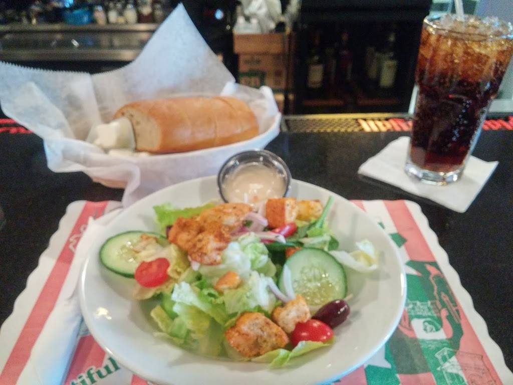 Ciaos Italian Grill & Pizzeria | restaurant | 200 University Dr, Newark, DE 19702, USA | 3027386810 OR +1 302-738-6810