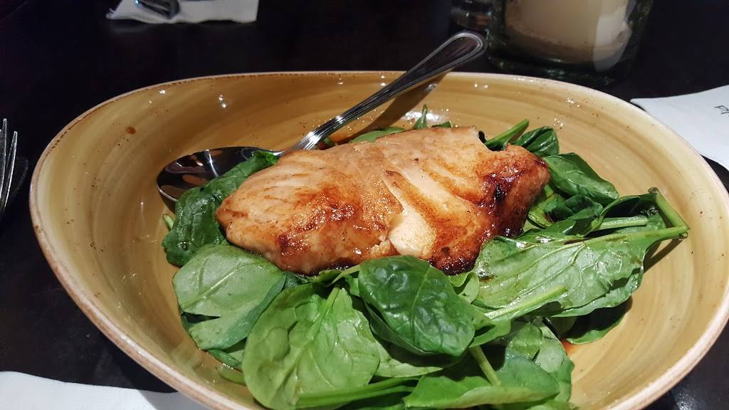 P.F. Changs | restaurant | 4250 Fairfax Corner Ave, Fairfax, VA 22030, USA | 7032662414 OR +1 703-266-2414