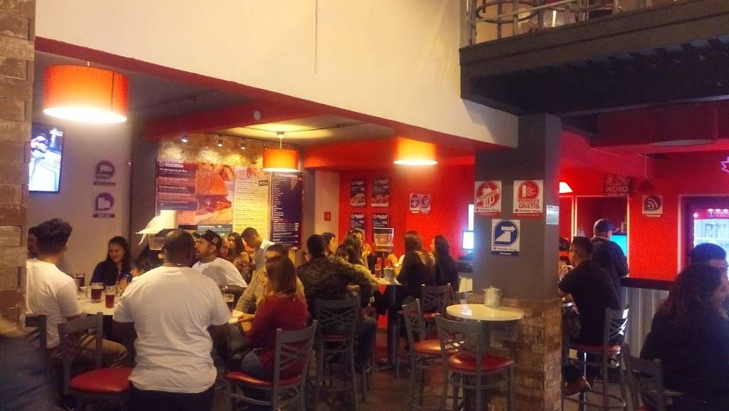 Vancouver Wings Playas de Tijuana | restaurant | Corales 359, Playas, Playas Coronado, Tijuana, B.C., Mexico | 016643167814 OR +52 664 316 7814