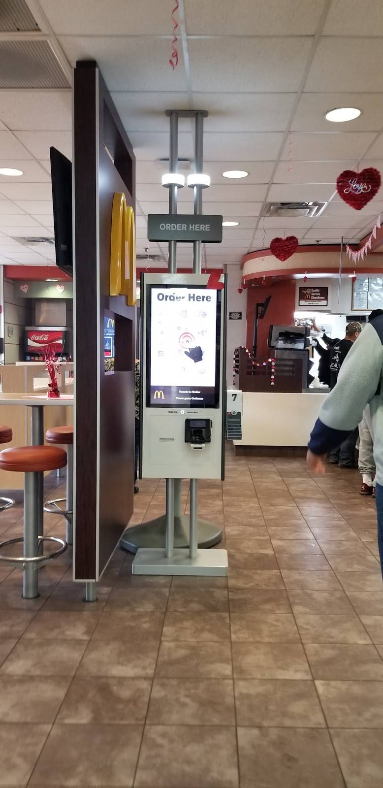 McDonalds | cafe | 4440 N McCarty St, Houston, TX 77013, USA | 7136736642 OR +1 713-673-6642