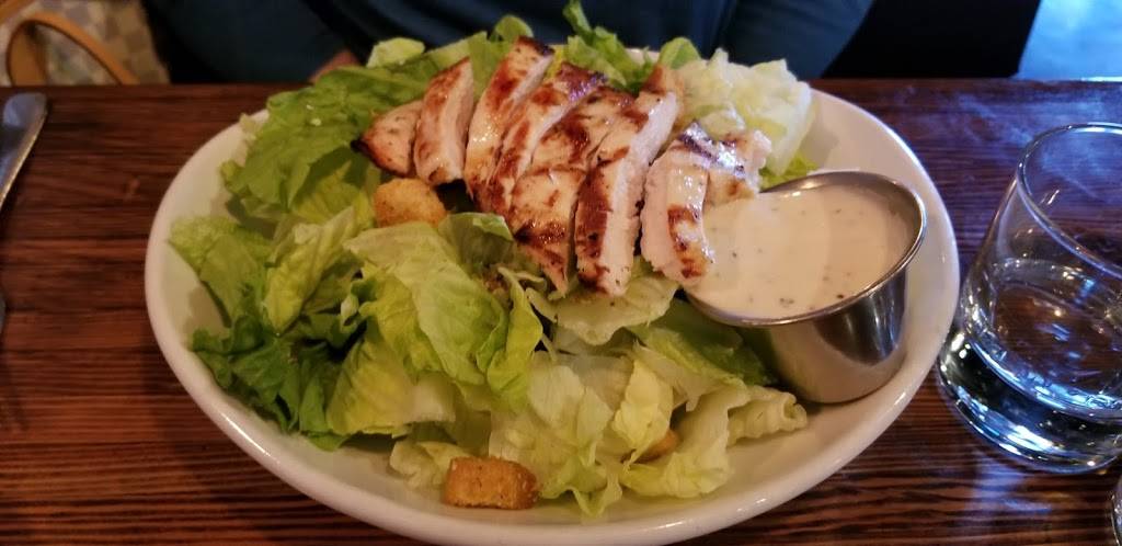 Black Mountain Tavern & Distillery | restaurant | 30855 N Cave Creek Rd, Cave Creek, AZ 85331, USA | 4805133372 OR +1 480-513-3372