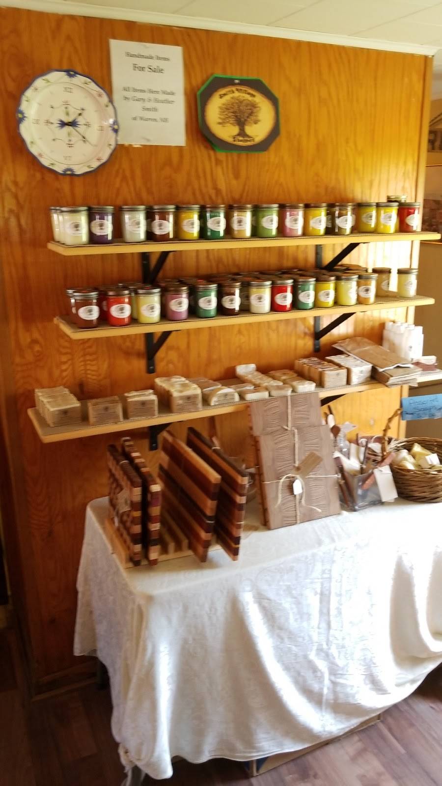 Calamity Janes Restaurant | restaurant | 21 Water St, Warren, NH 03279, USA | 6037645288 OR +1 603-764-5288