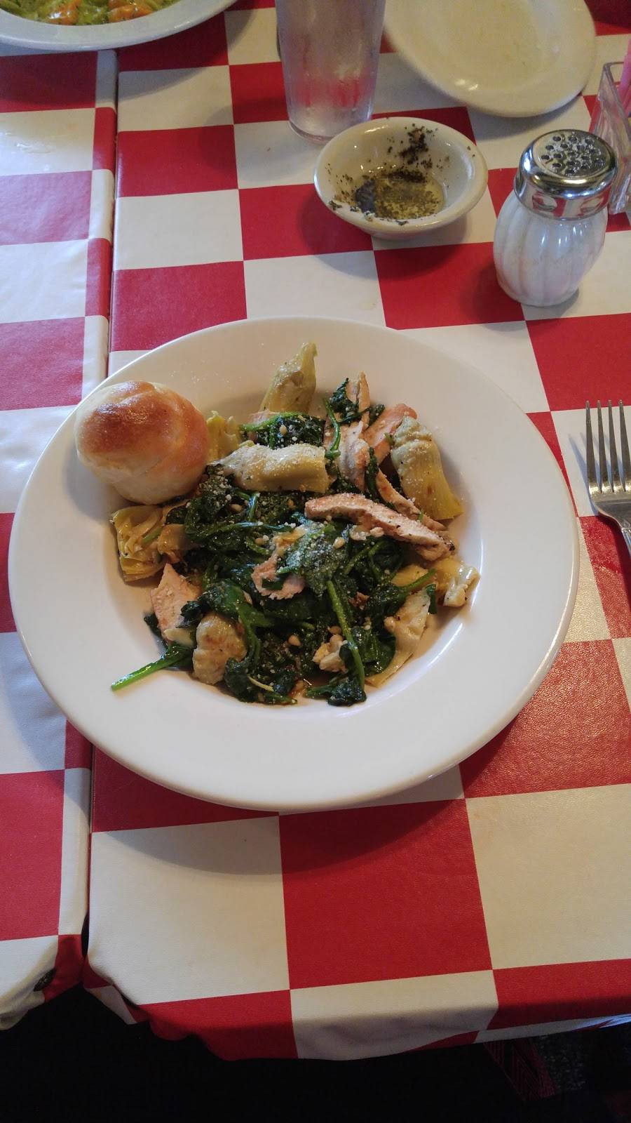 Italian Garden | restaurant | 415 N LBJ Dr, San Marcos, TX 78666, USA | 5123928730 OR +1 512-392-8730