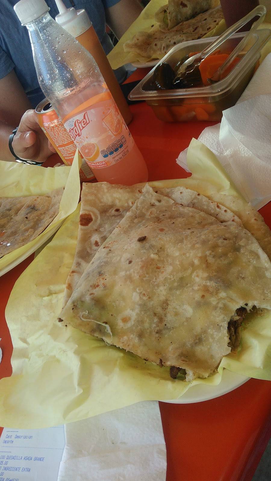 Burro Percheron | restaurant | Finisterra 25, Matamoros Norte-Centro-Sur, Las Misiones, 22215 Tijuana, B.C., Mexico | 016646294334 OR +52 664 629 4334