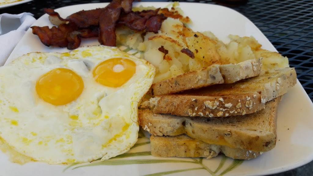 Crawfords Kitchen | restaurant | 542 Starkweather St, Plymouth, MI 48170, USA | 7344545724 OR +1 734-454-5724