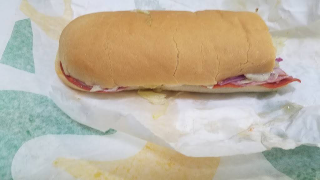 Subway | restaurant | 6205 Hickory Flat Hwy, Canton, GA 30115, USA | 7703450613 OR +1 770-345-0613