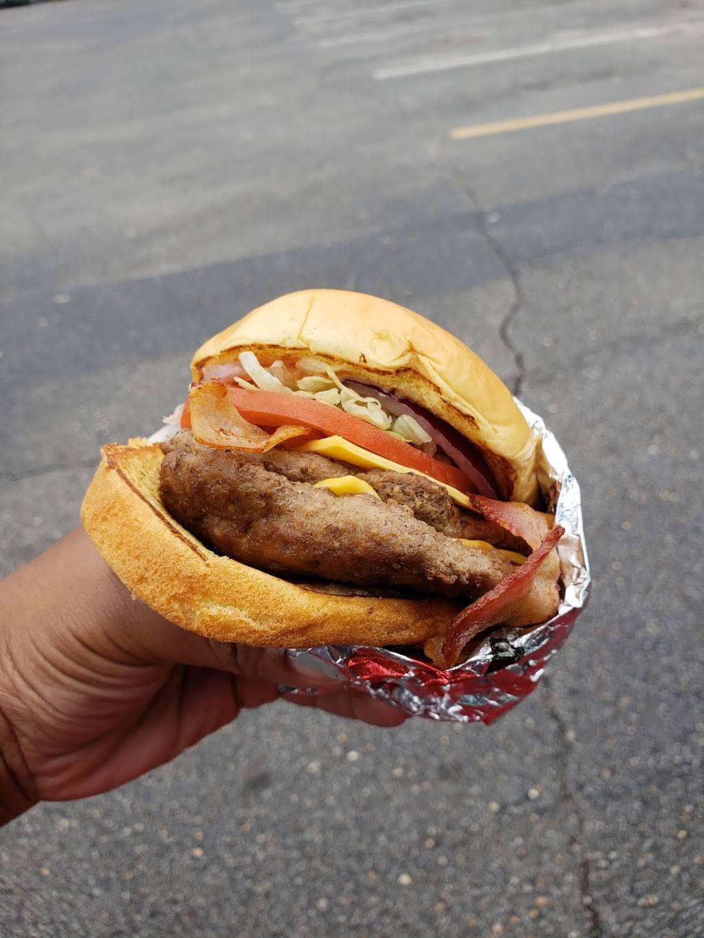 Checkers | restaurant | 521 15th St, Tuscaloosa, AL 35401, USA | 2053454608 OR +1 205-345-4608