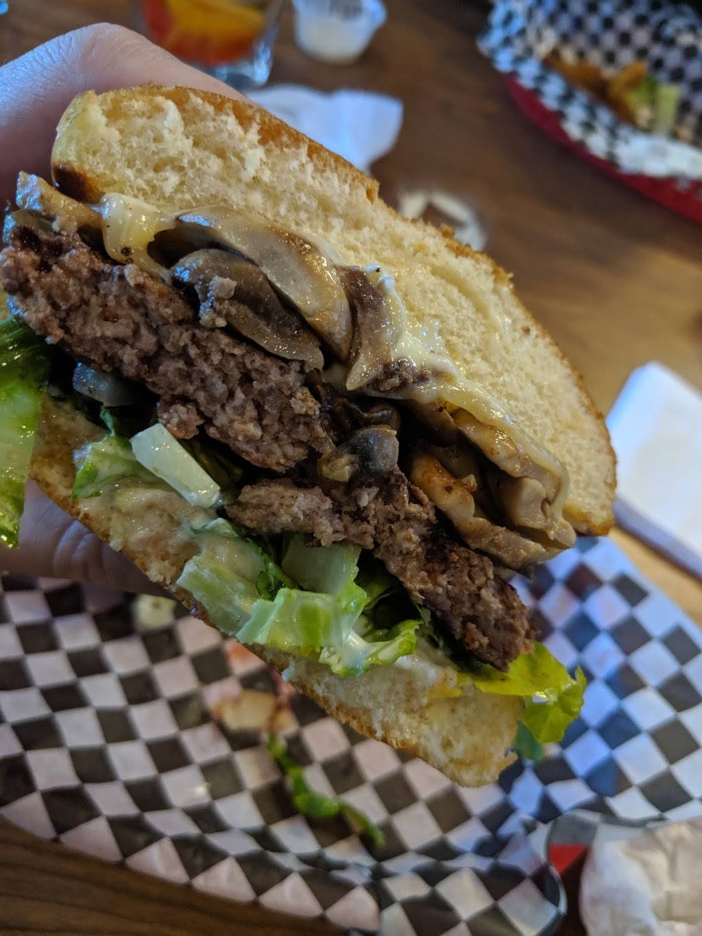 Sand Trap | restaurant | 6241 Churn Creek Rd, Redding, CA 96002, USA | 5303656622 OR +1 530-365-6622