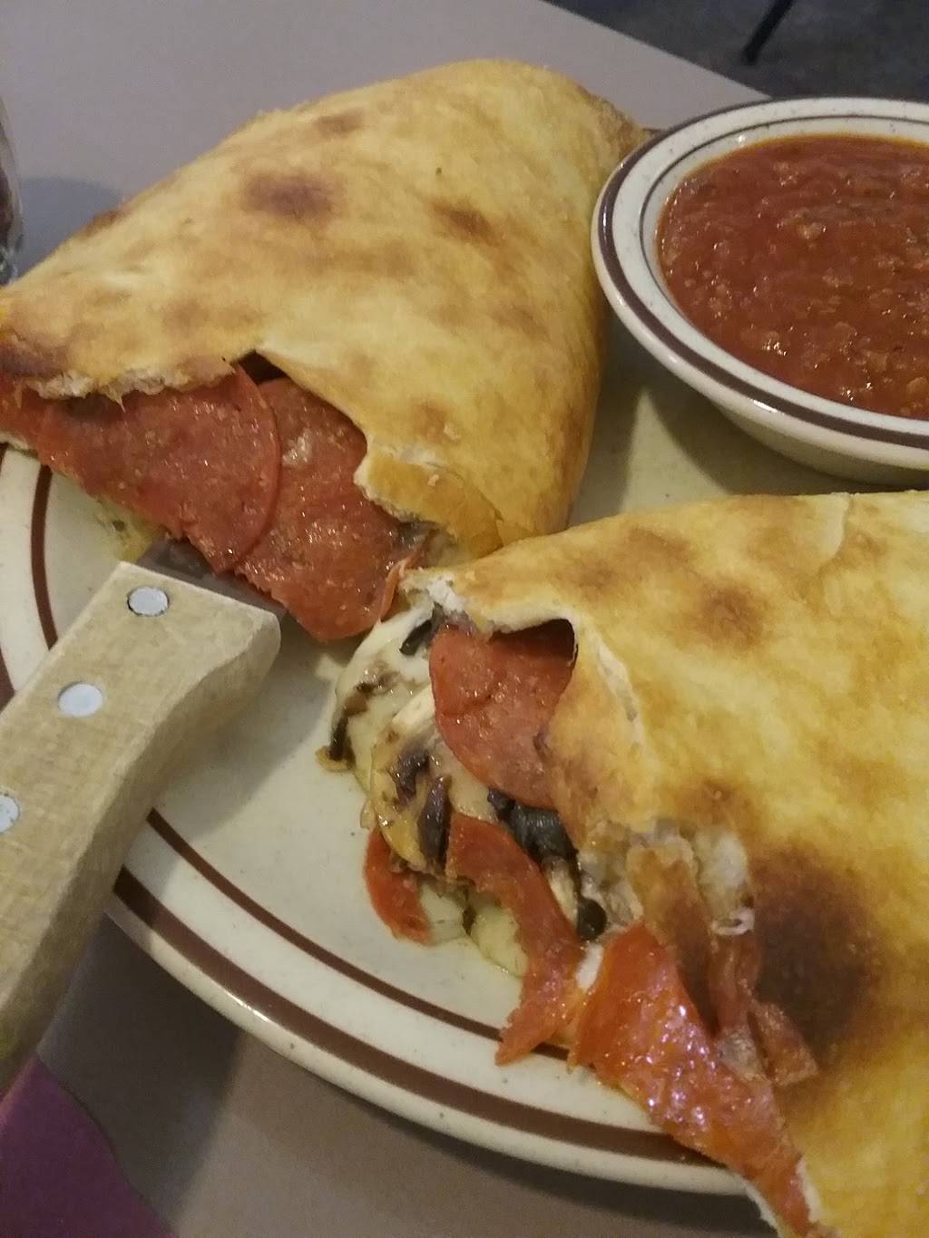 La Villa Restaurant & Pizzeria | restaurant | 8372 N Saginaw Rd, Mt Morris, MI 48458, USA | 8106860107 OR +1 810-686-0107