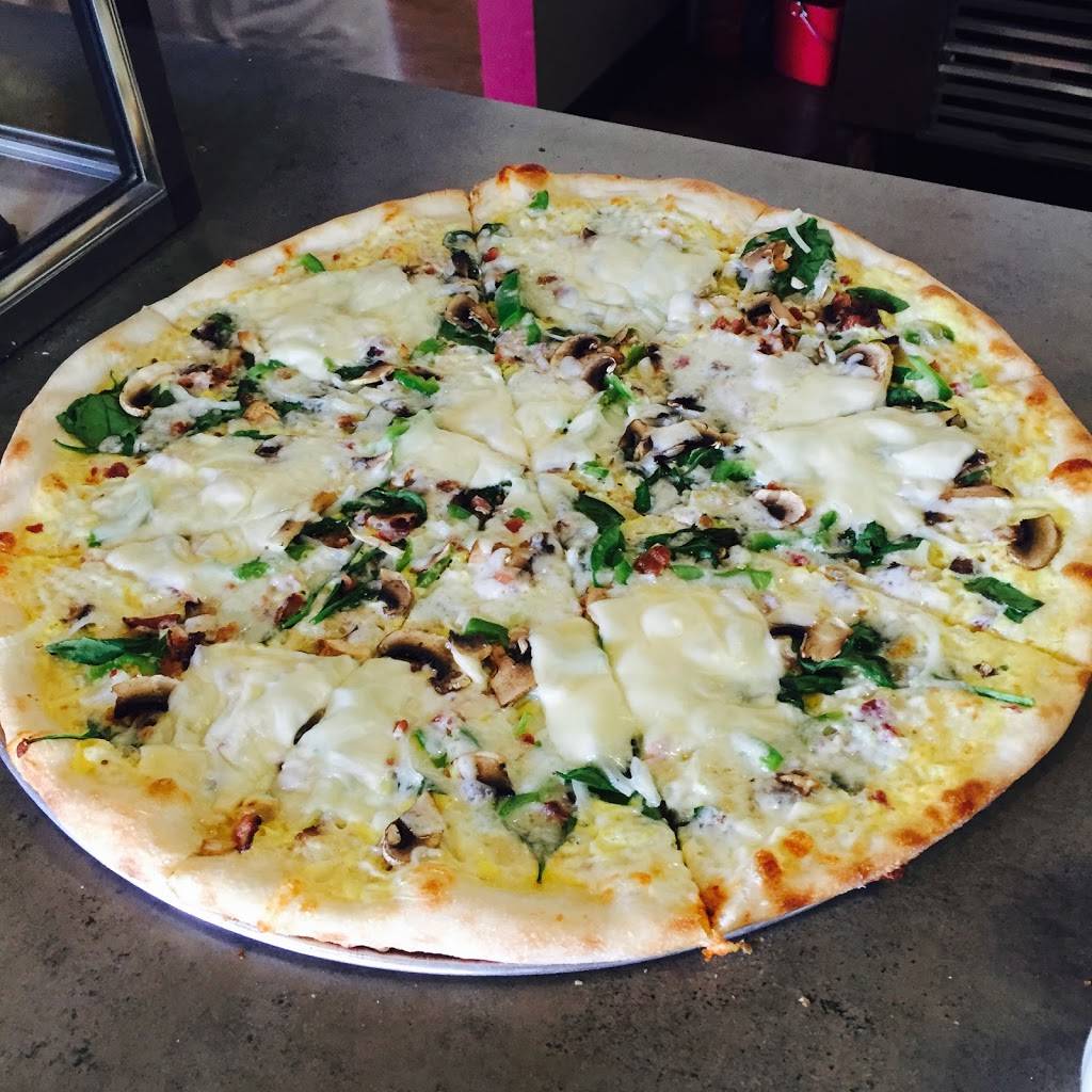 The Pizza Shop | meal delivery | 3918 Main St, Warrensburg, NY 12885, USA | 5186233070 OR +1 518-623-3070