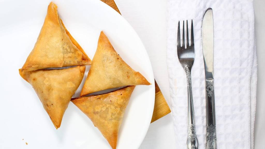 Dundas Shawarma | restaurant | 768 Dundas St W, Toronto, ON M6J 1T8, Canada | 4167037330 OR +1 416-703-7330