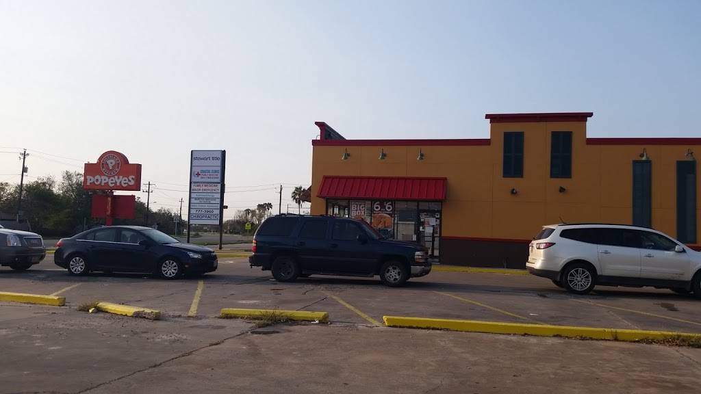 Popeyes Louisiana Kitchen | restaurant | 1670 Wildcat Dr, Portland, TX 78374, USA | 3616431555 OR +1 361-643-1555