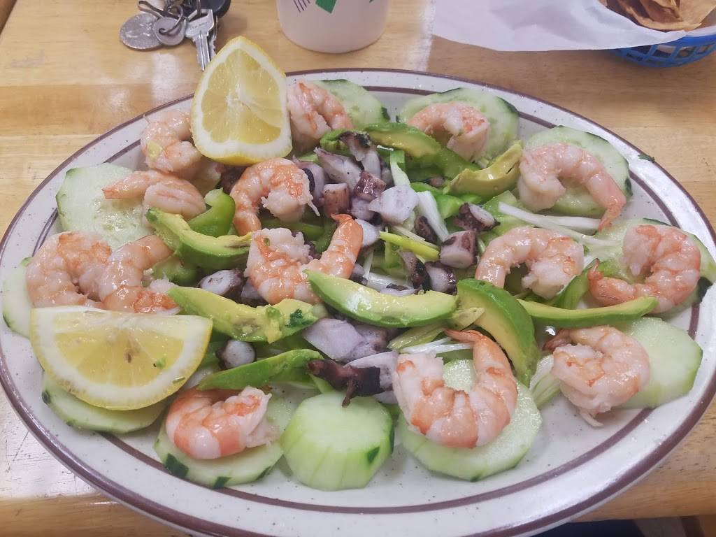 Los Arcos |  | 23348 Ave 95, Terra Bella, CA 93270, USA | 5595355034 OR +1 559-535-5034