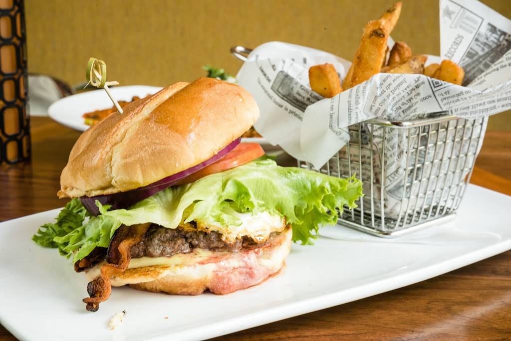 Clear Sky on Cleveland | restaurant | 418 Cleveland St, Clearwater, FL 33755, USA | 7277547244 OR +1 727-754-7244