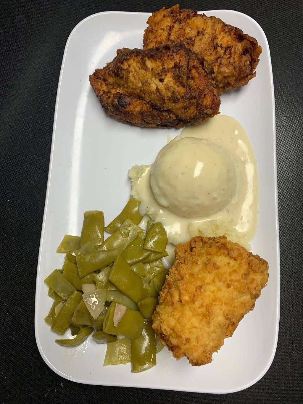 The Roost | restaurant | 103 Edgar, Eustace, TX 75124, USA | 9034258008 OR +1 903-425-8008