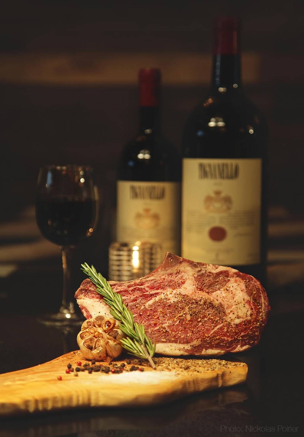 Restaurant Le Grill | restaurant | 350 Rue des Forges, Trois-Rivières, QC G9A 2H1, Canada | 8193764745 OR +1 819-376-4745