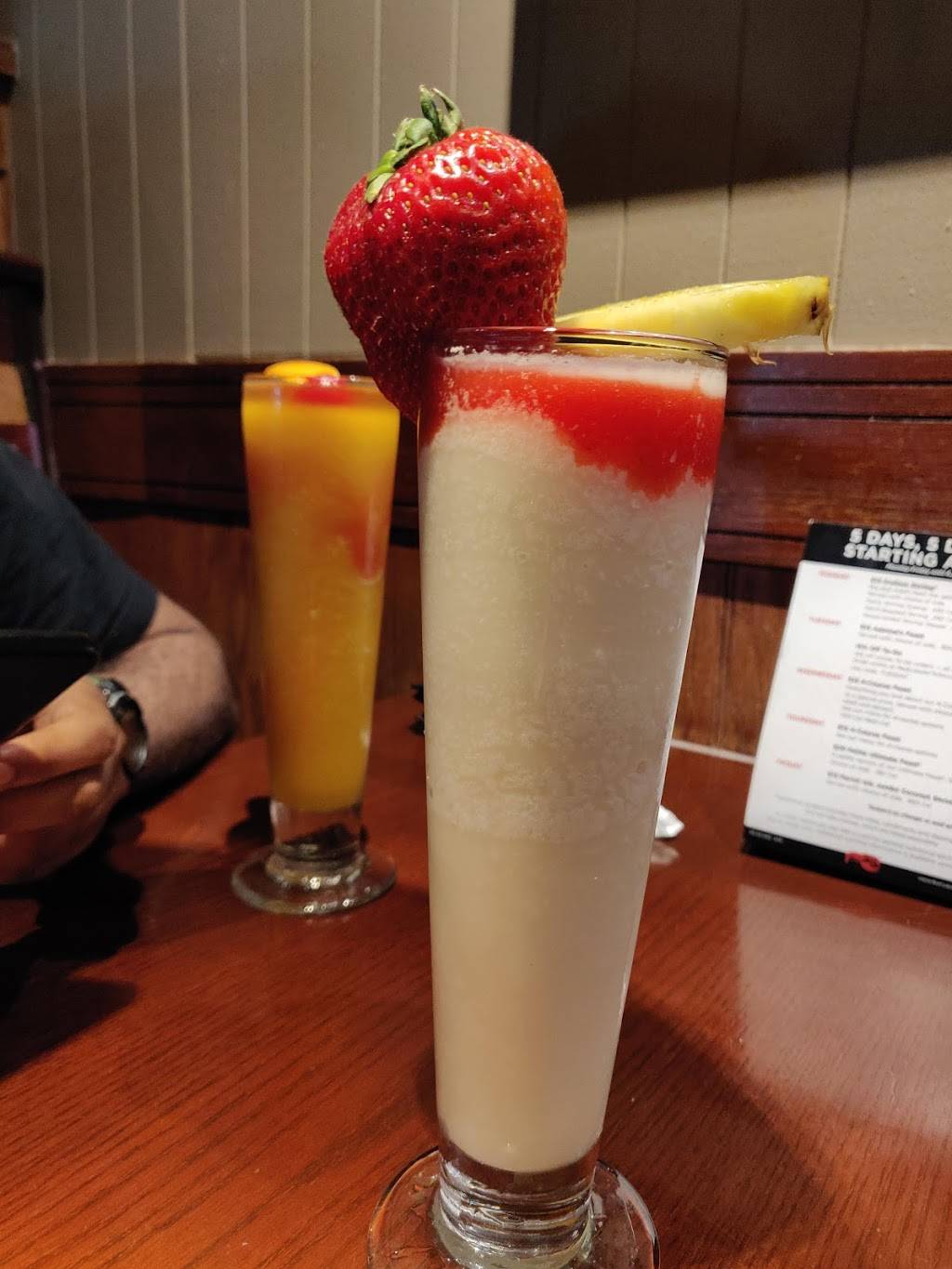 Red Lobster | restaurant | 12235 St Charles Rock Rd, Bridgeton, MO 63044, USA | 3142918680 OR +1 314-291-8680