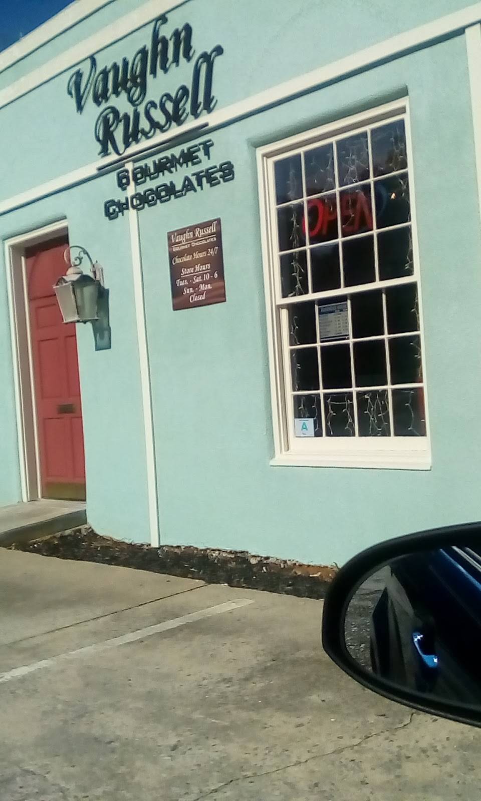 Vaughn Russell Candy Kitchen | restaurant | 401 Augusta Rd, Greenville, SC 29601, USA | 8642717786 OR +1 864-271-7786