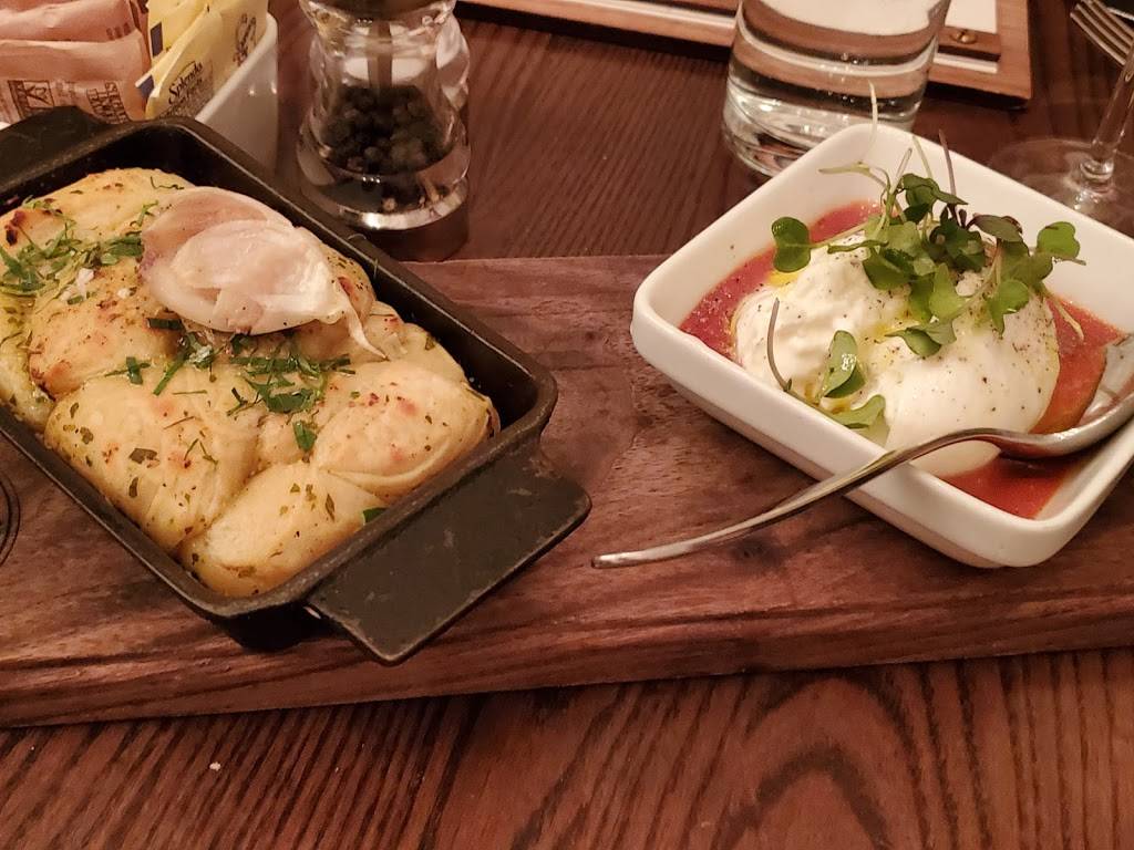 Trademark Taste + Grind | restaurant | 38 W 36th St, New York, NY 10018, USA | 6468582320 OR +1 646-858-2320