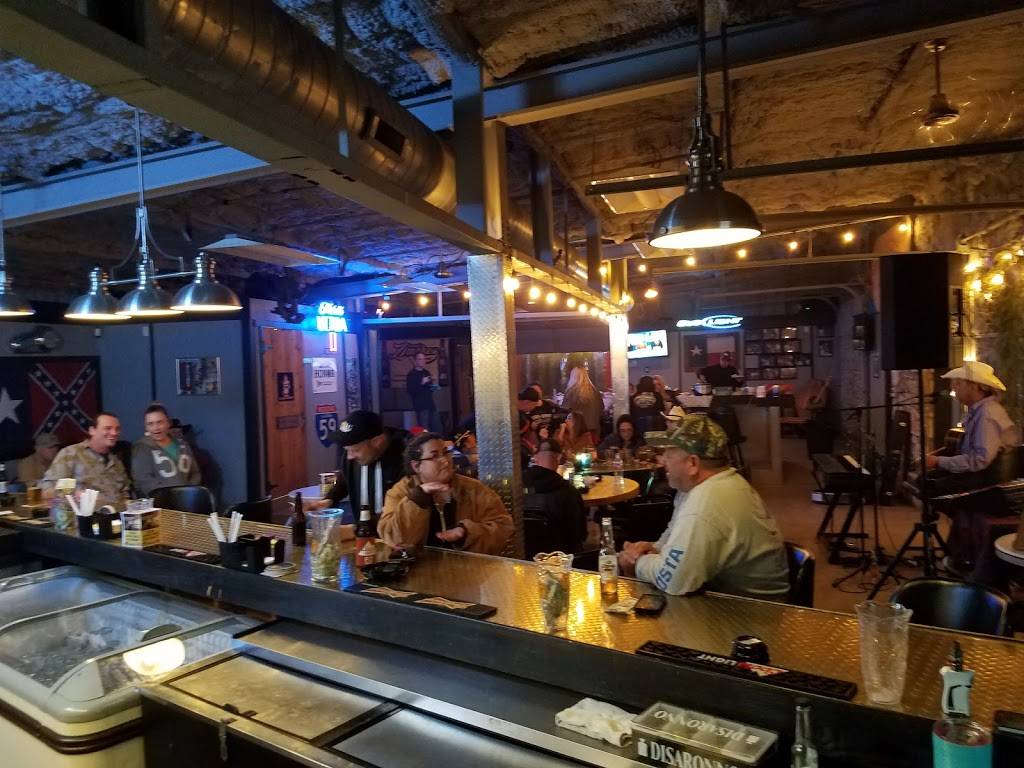 Rileys on the Backbone Resurrected | restaurant | 3971 Farm to Market 32, Fischer, TX 78623, USA | 8307154069 OR +1 830-715-4069