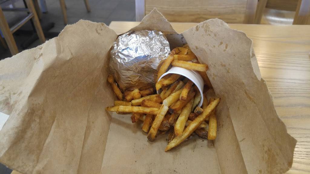 Five Guys | meal takeaway | 1050 W Gladstone St, San Dimas, CA 91773, USA | 9095991124 OR +1 909-599-1124