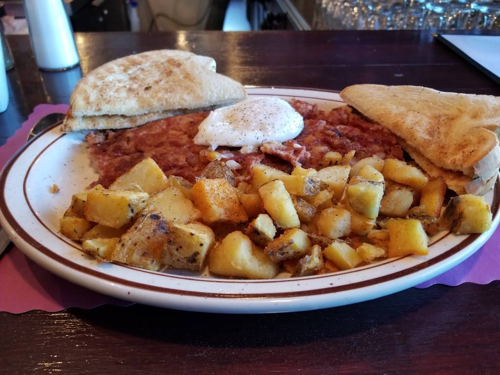 Mels Restaurant | restaurant | New Hampshire 3A-bld 2, 454 Charles Bancroft Hwy, Litchfield, NH 03052, USA | 6034296350 OR +1 603-429-6350