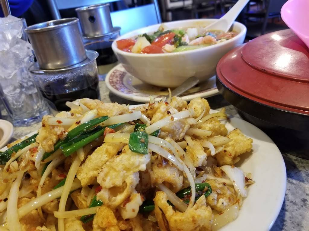 Pho 79 | restaurant | 2529 Nicollet Ave, Minneapolis, MN 55404, USA | 6128714602 OR +1 612-871-4602