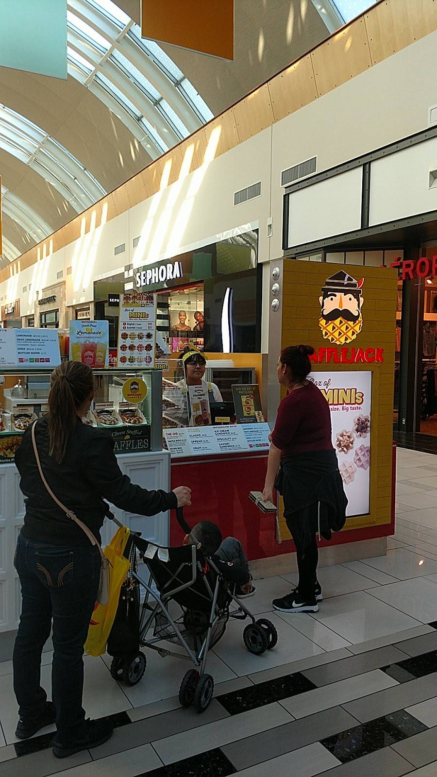 Wafflejack | restaurant | 9301 Tampa Ave, Northridge, CA 91324, USA | 8182806755 OR +1 818-280-6755