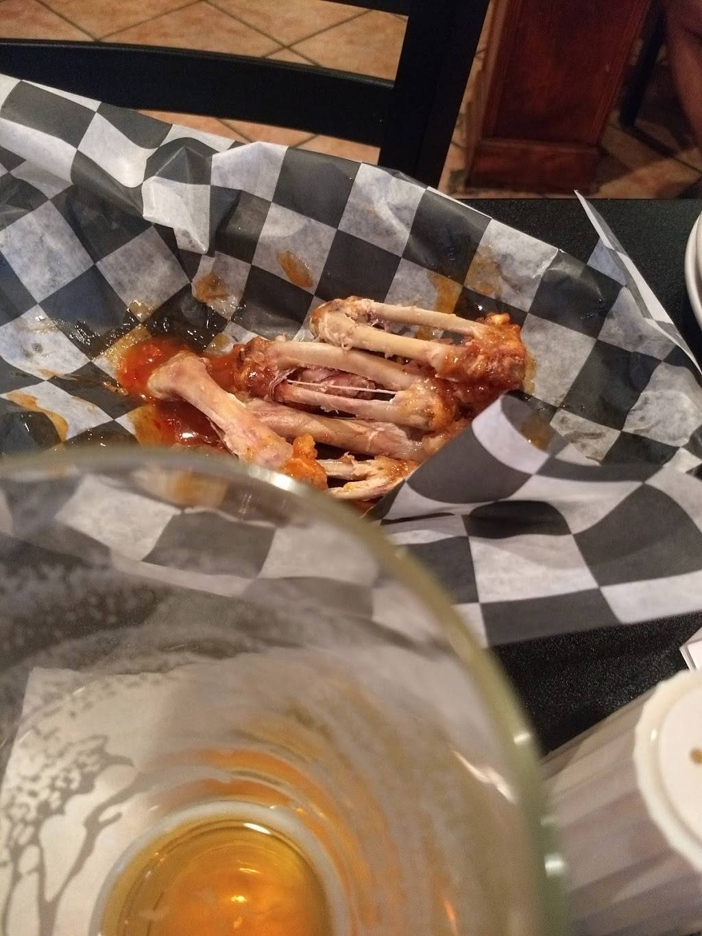 First Down Sports Bar & Grill | restaurant | 4213 Fairfax Dr, Arlington, VA 22203, USA | 7034658888 OR +1 703-465-8888