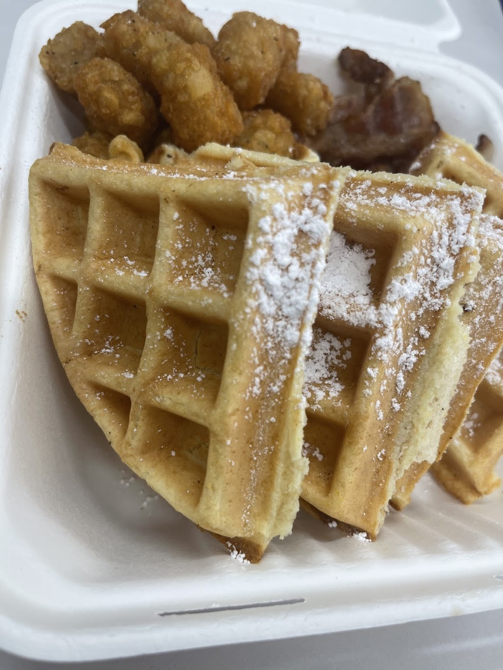 Munchies Pizza & Subs | restaurant | 334 S Monroe St, Baltimore, MD 21223, USA | 4434383390 OR +1 443-438-3390