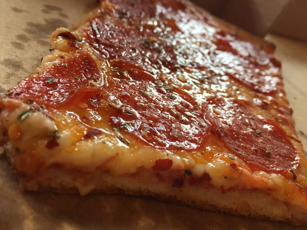 Marios Pizza | restaurant | 4000 Arrowhead Blvd #140, Mebane, NC 27302, USA | 9195633805 OR +1 919-563-3805