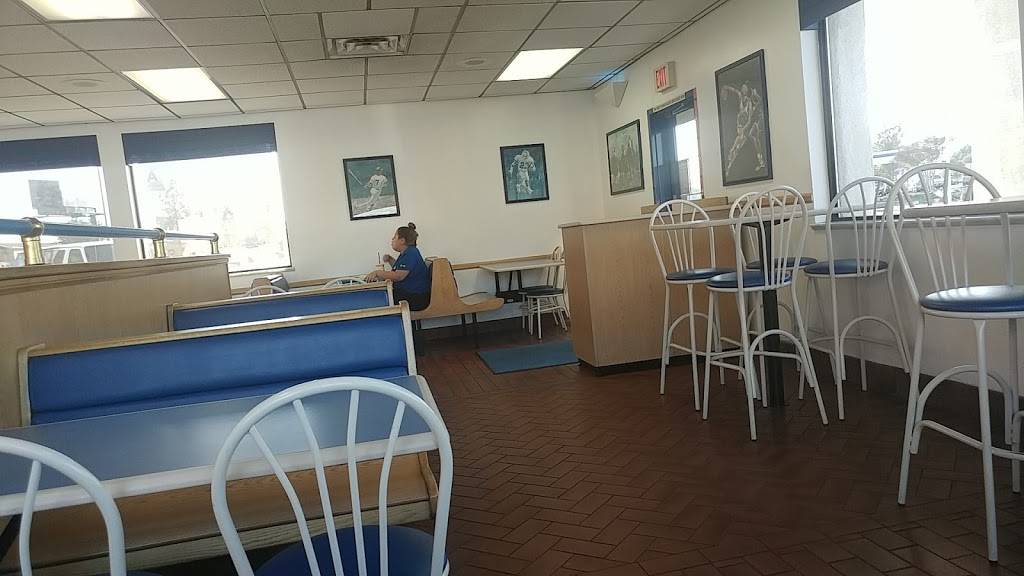 Bakers Drive-Thru | restaurant | 18775 Valley Blvd, Bloomington, CA 92316, USA | 9098845233 OR +1 909-884-5233