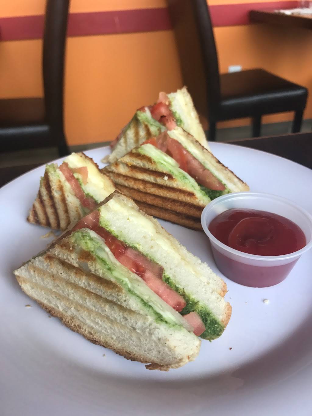 Honest Restaurant | restaurant | 758 S Broadway, Hicksville, NY 11801, USA | 5164659145 OR +1 516-465-9145