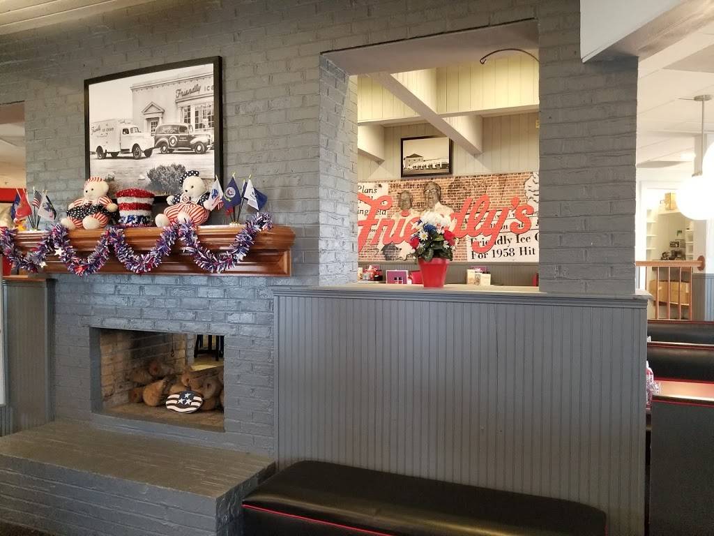 Friendlys | restaurant | 210 Highway 17 North, North Myrtle Beach, SC 29582, USA | 8432496665 OR +1 843-249-6665