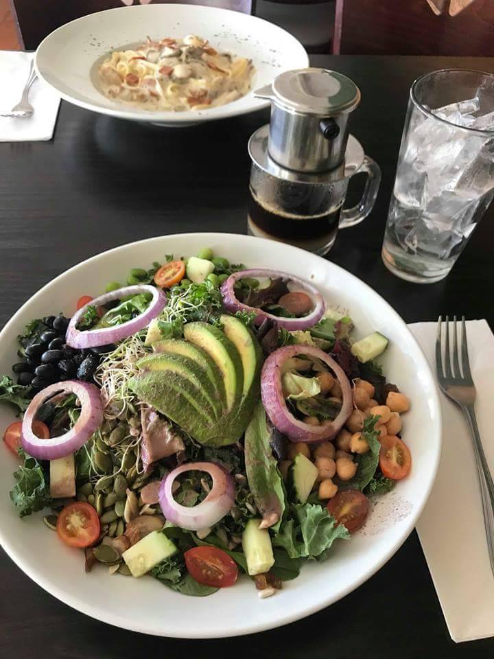Something Vegan | restaurant | 10000 Riverside Dr, Toluca Lake, CA 91602, USA | 8189803888 OR +1 818-980-3888