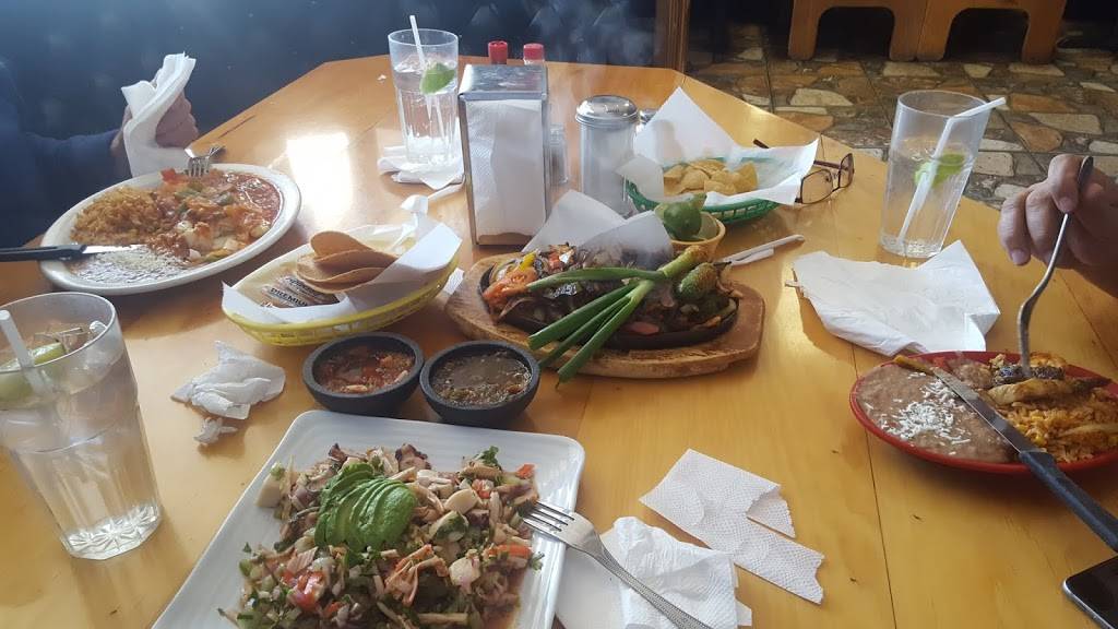 El Marinero Mexican Restaurant #2 | night club | 541 S Azusa Ave, La Puente, CA 91744, USA | 6268108700 OR +1 626-810-8700