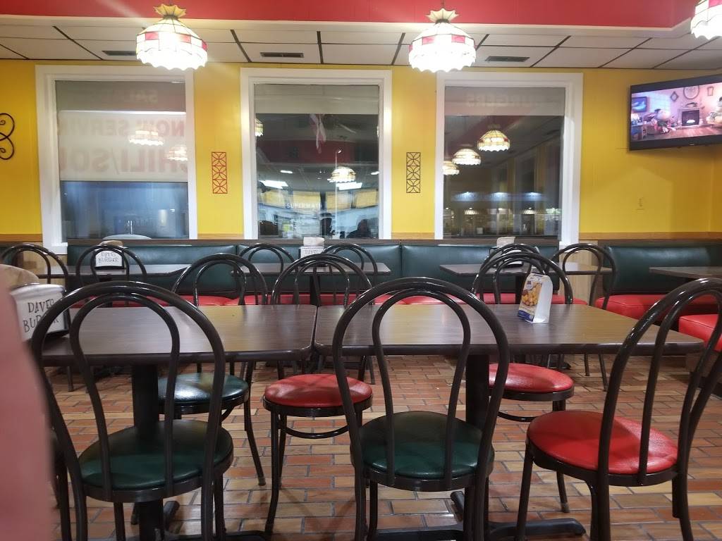 Daves Burgers | restaurant | 1206 S Randolph St, Garrett, IN 46738, USA | 2603571400 OR +1 260-357-1400