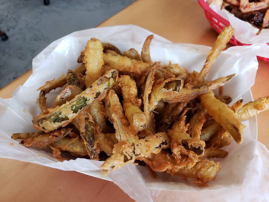 Trilly Cheesesteaks | restaurant | 4413 Banks St, New Orleans, LA 70119, USA | 5047848169 OR +1 504-784-8169