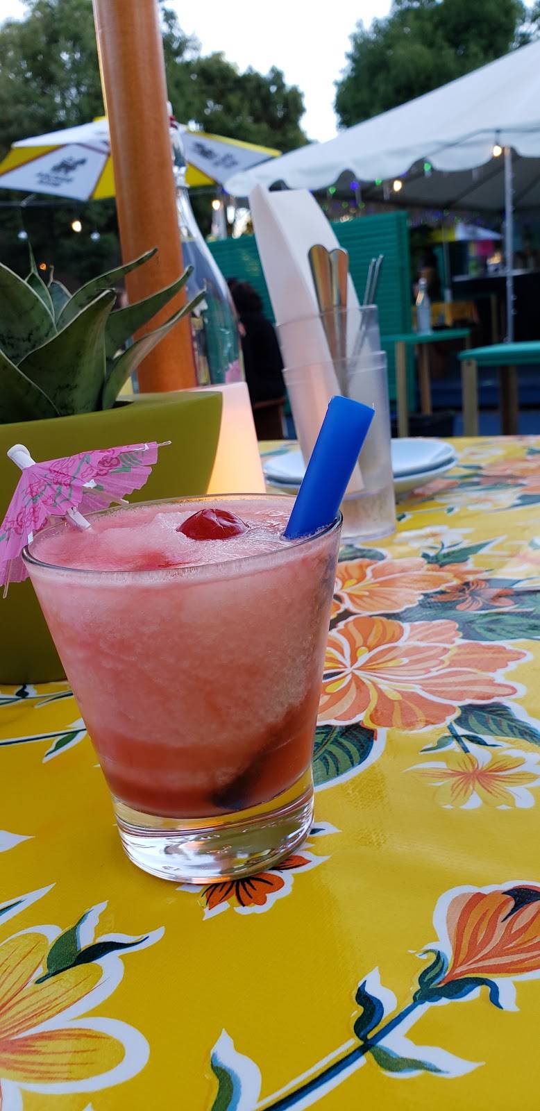 Omas Takeaway | restaurant | 3131 SE Division St, Portland, OR 97202, USA | 9717544923 OR +1 971-754-4923