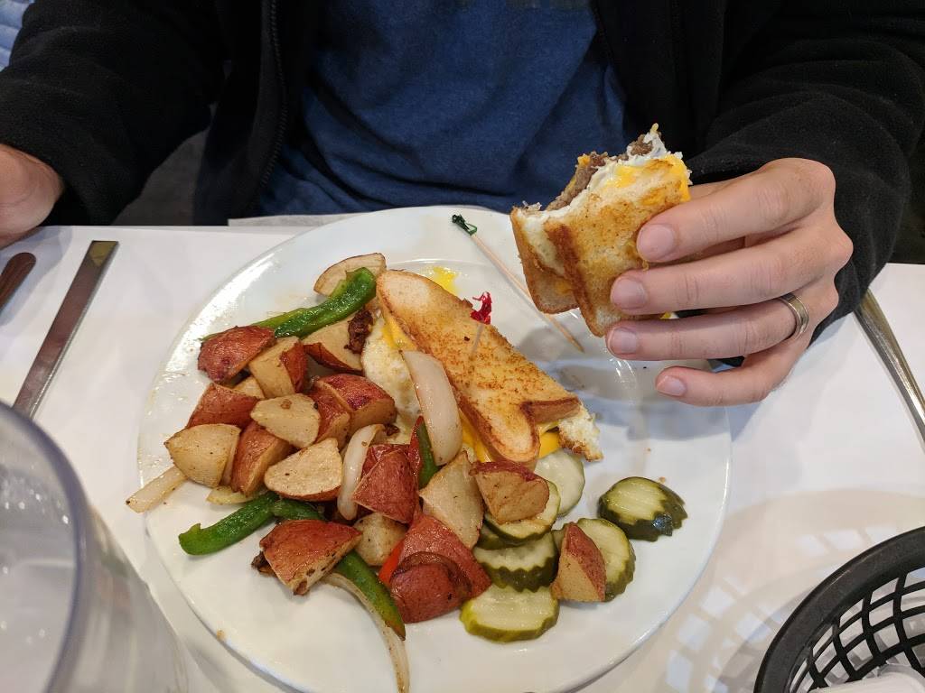 Harvest Moon Lowcountry Grille | restaurant | 6165 Savannah Hwy, Ravenel, SC 29470, USA | 8438891000 OR +1 843-889-1000