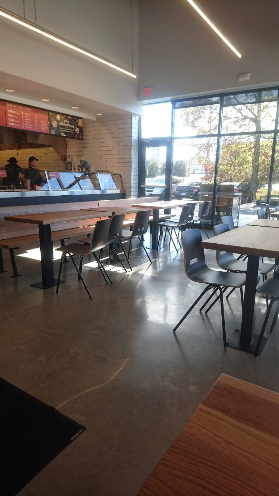 Chipotle Mexican Grill | restaurant | 1527 E Innes St, Salisbury, NC 28144, USA | 7046360181 OR +1 704-636-0181