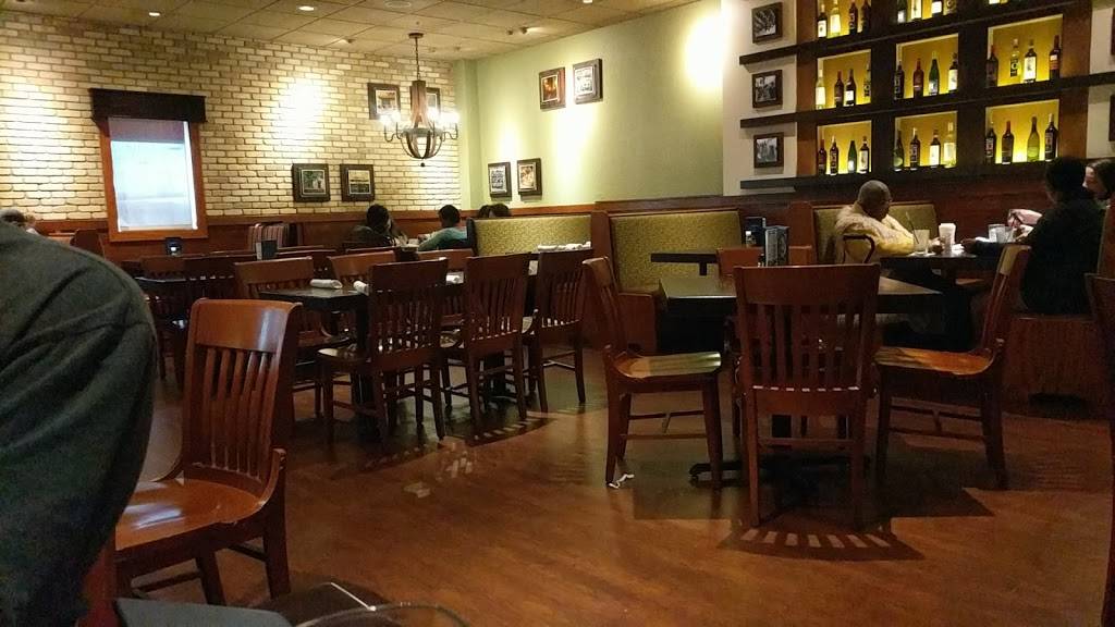 Carrabbas Italian Grill | restaurant | 3340 W Henrietta Rd, Rochester, NY 14623, USA | 5852926120 OR +1 585-292-6120