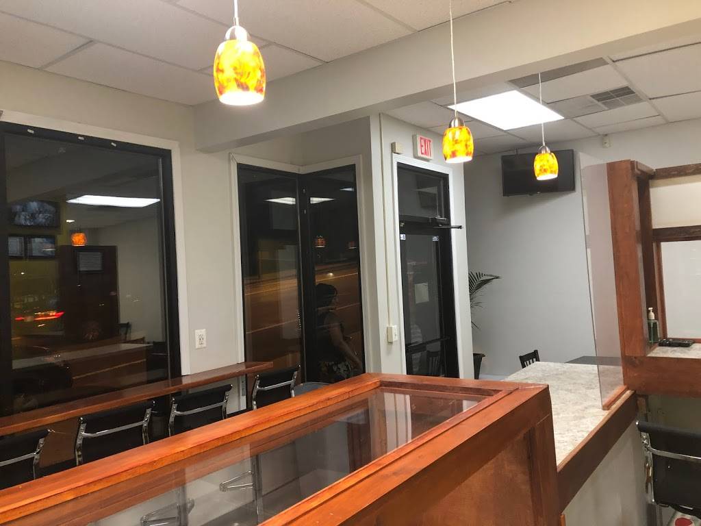 Blue Mountain Jamaican Restaurant | restaurant | 884 Morton St, Boston, MA 02126, USA | 6175337255 OR +1 617-533-7255