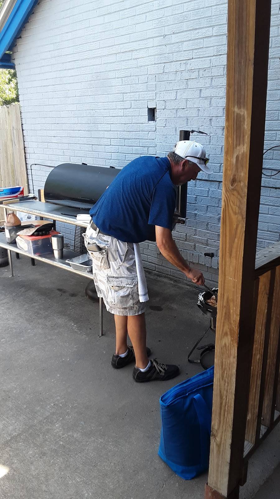 Kickstart Bar and Grill | restaurant | 5960 US-51, Millington, TN 38053, USA | 9016077235 OR +1 901-607-7235